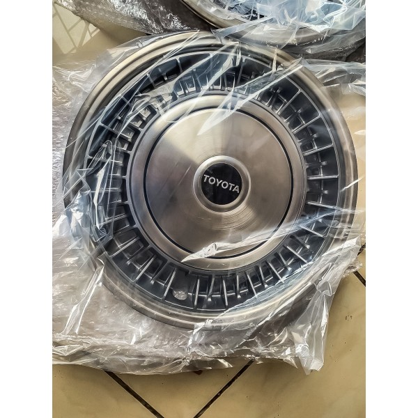 Toyota Quantum 87 14 Inch Wheel Caps – Genuine Design for an Original Look